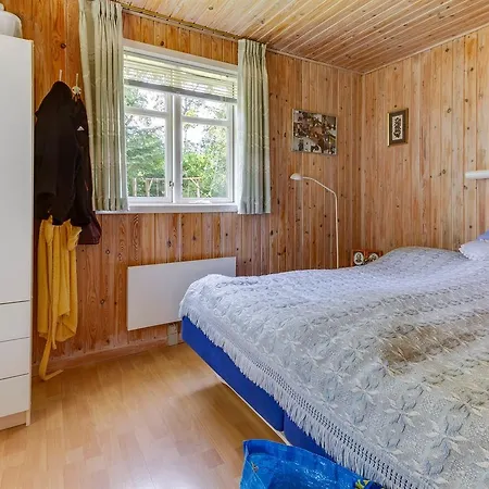 펜션 Three-bedroom Holiday In *
