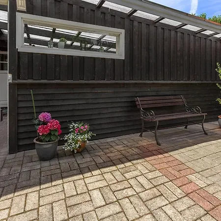 Three-bedroom Holiday In *